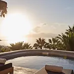 Villa Hill Club Naxos *