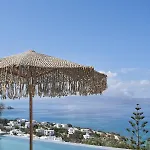 Hill Club Naxos Pláka