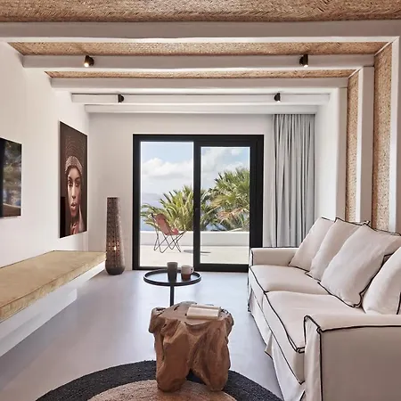 Hill Club Naxos Вилла